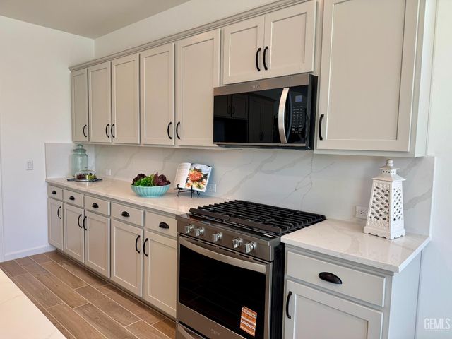 15123 Garethford Street, Bakersfield, CA 93311