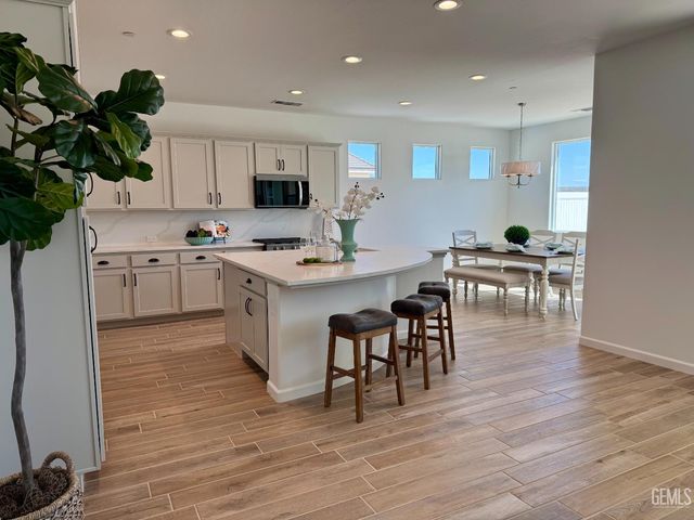 15123 Garethford Street, Bakersfield, CA 93311