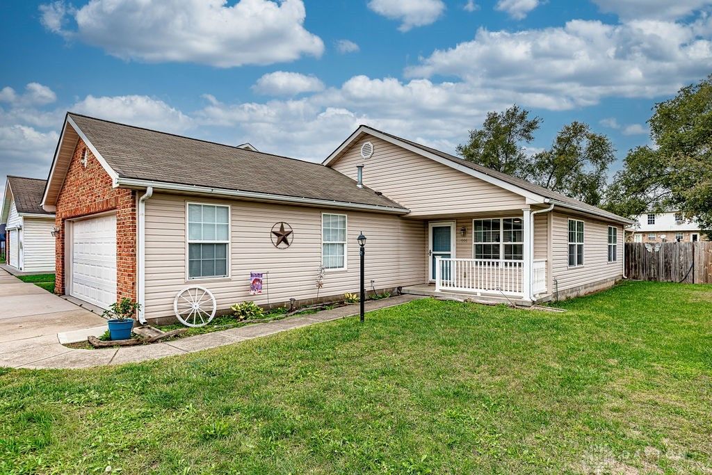 444 Peyton Drive, Trenton, OH 45067