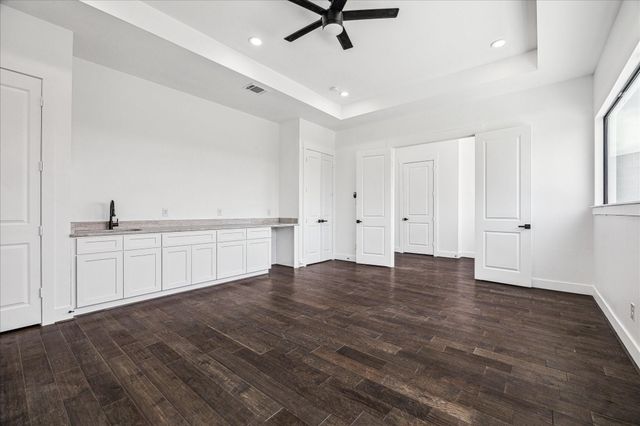 3209 Mcculloch Circle, Houston, TX 77056