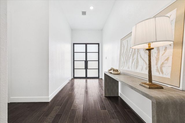 3209 Mcculloch Circle, Houston, TX 77056