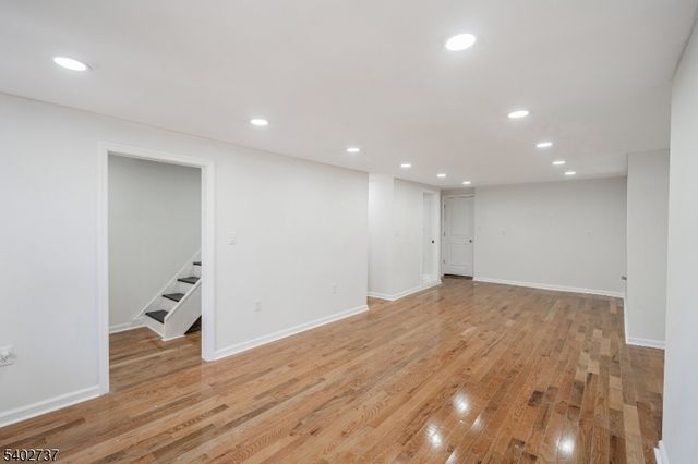 299 Halladay St, Jersey City, NJ 07304