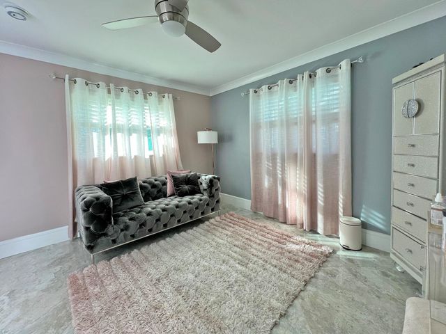 661 NW 42nd Avenue, Coconut Creek, FL 33066