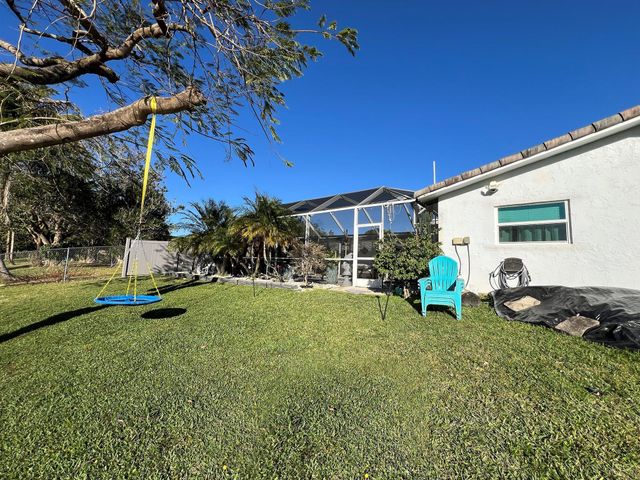 661 NW 42nd Avenue, Coconut Creek, FL 33066