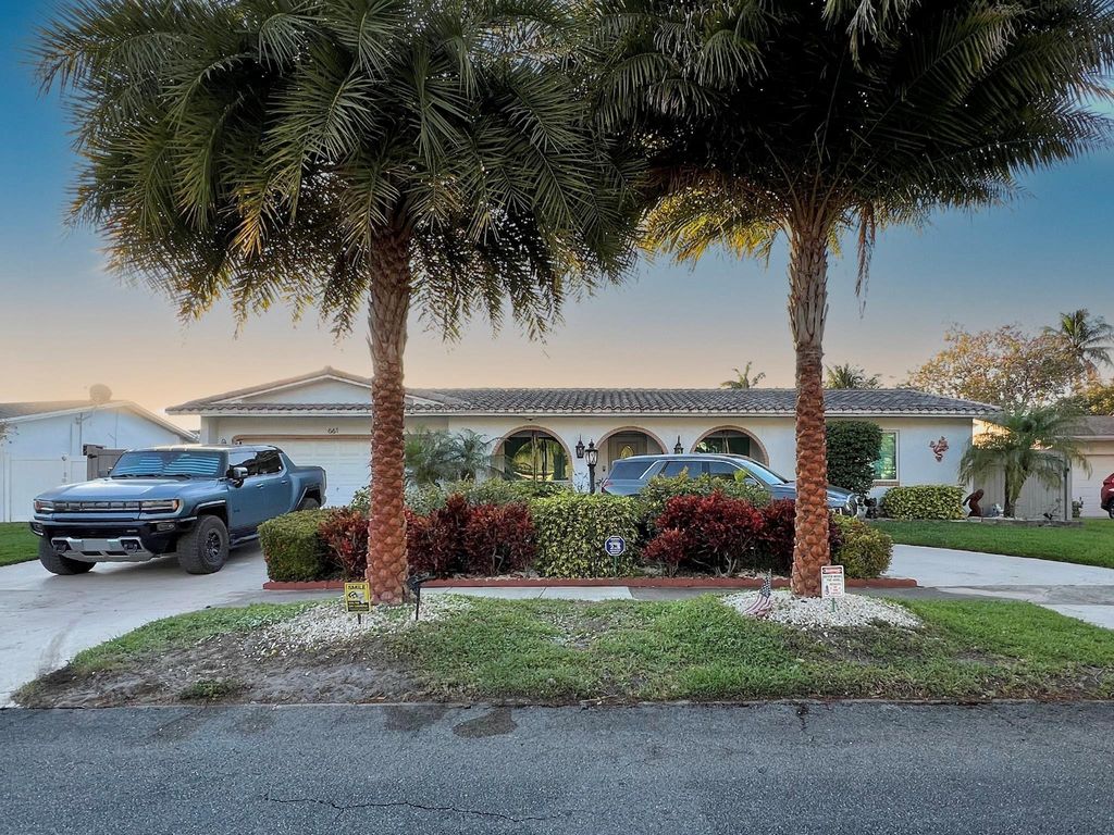 661 NW 42nd Avenue, Coconut Creek, FL 33066