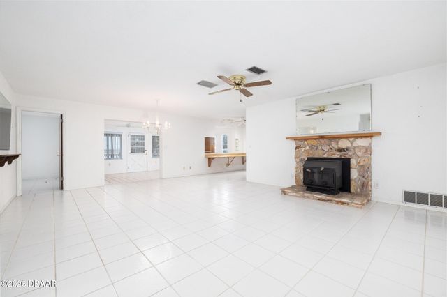 484 N Ridgewood Avenue, Ormond Beach, FL 32174