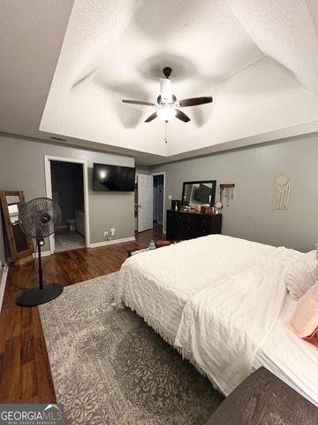 206 Southern Walk Circle, Gray, GA 31032