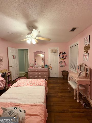 206 Southern Walk Circle, Gray, GA 31032