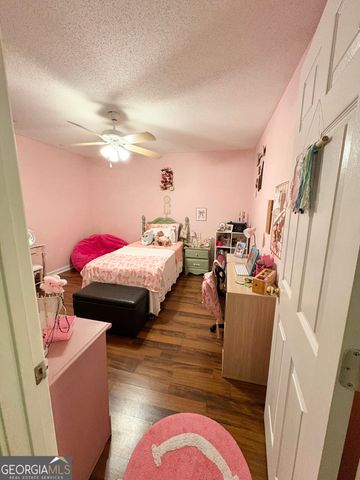 206 Southern Walk Circle, Gray, GA 31032