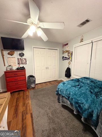206 Southern Walk Circle, Gray, GA 31032