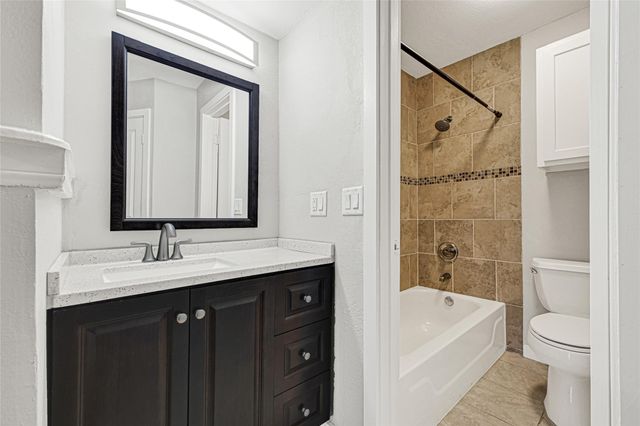 250 El Dorado Boulevard 224, Houston, TX 77598