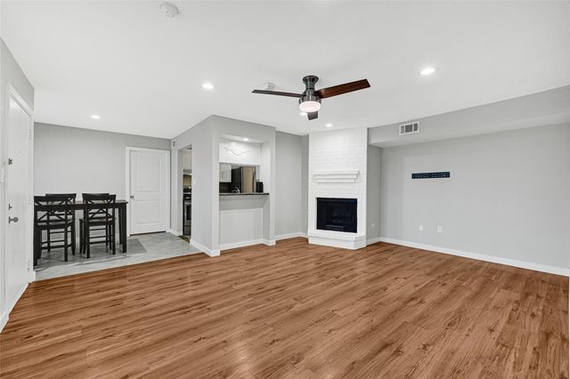 250 El Dorado Boulevard 224, Houston, TX 77598