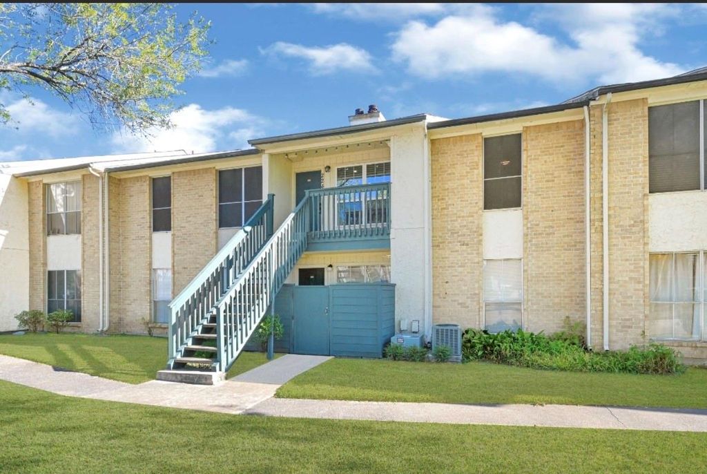 250 El Dorado Boulevard 224, Houston, TX 77598