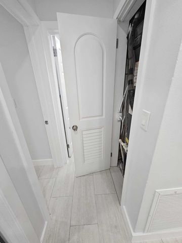 2030 SW 41st Avenue 3, Fort Lauderdale, FL 33317