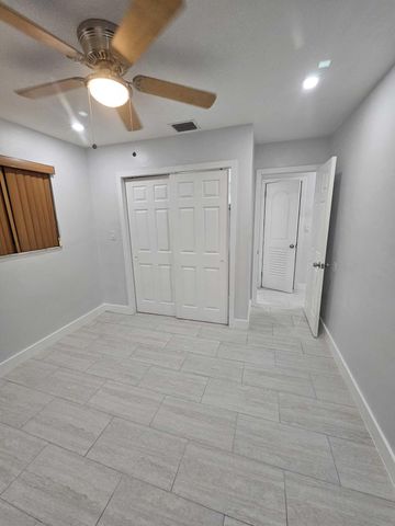 2030 SW 41st Avenue 3, Fort Lauderdale, FL 33317