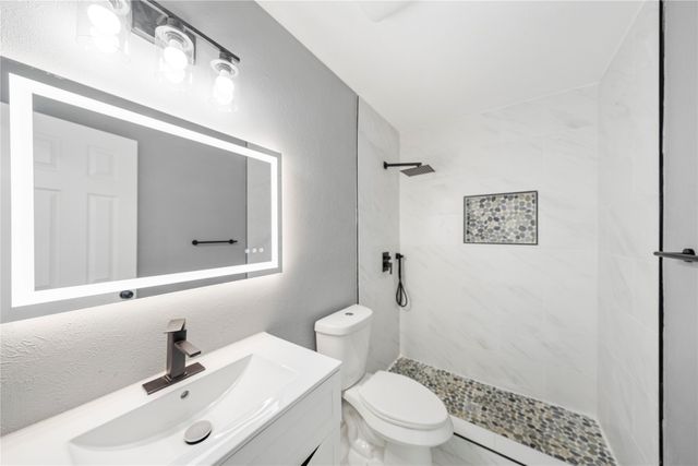 2517 Clearwood Drive, Arlington, TX 76014