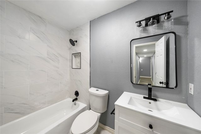 2517 Clearwood Drive, Arlington, TX 76014