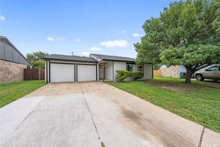 2517 Clearwood Drive, Arlington, TX 76014