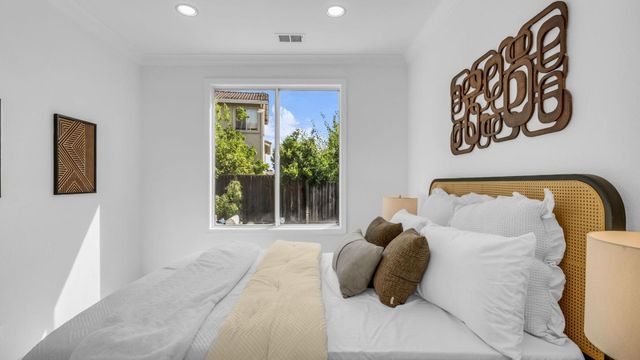 1215 Mayberry Lane, San Jose, CA 95131