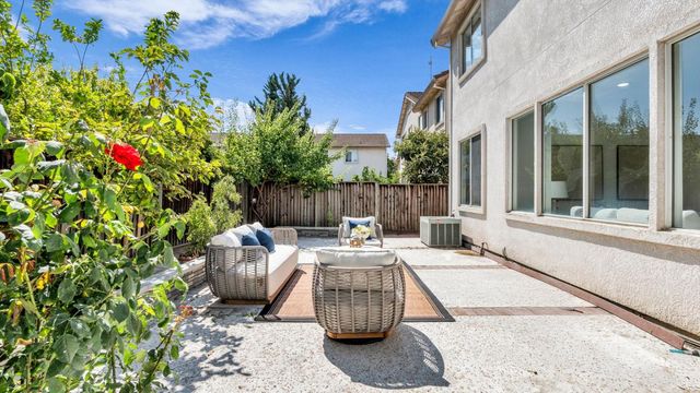 1215 Mayberry Lane, San Jose, CA 95131
