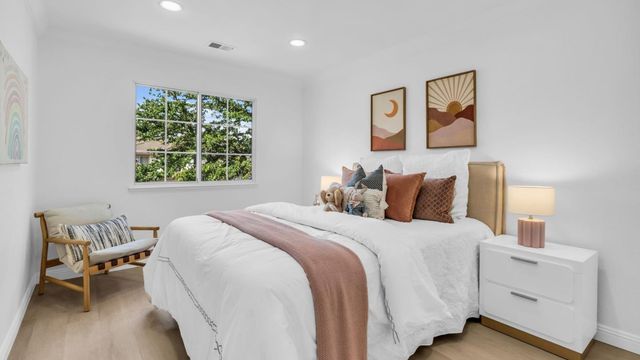 1215 Mayberry Lane, San Jose, CA 95131
