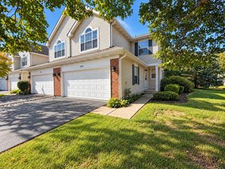 1932 BLACKBERRY Lane, Hoffman Estates, IL 60169