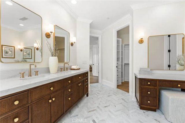1961 Port Nelson, Newport Beach, CA 92660