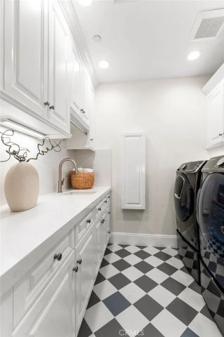 1961 Port Nelson, Newport Beach, CA 92660