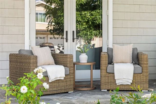 1961 Port Nelson, Newport Beach, CA 92660