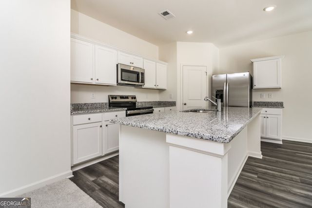 7598 Saffron Avenue, Covington, GA 30014