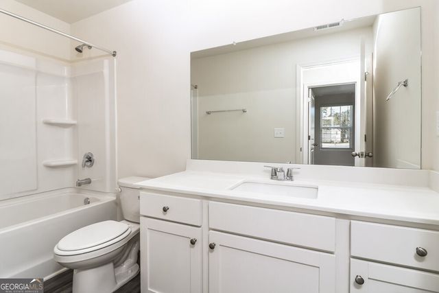 7598 Saffron Avenue, Covington, GA 30014