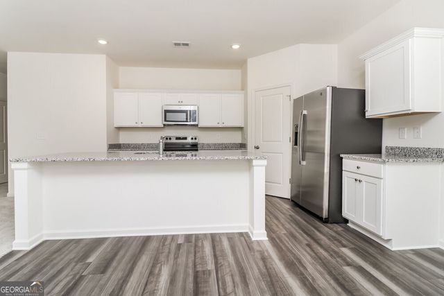 7598 Saffron Avenue, Covington, GA 30014