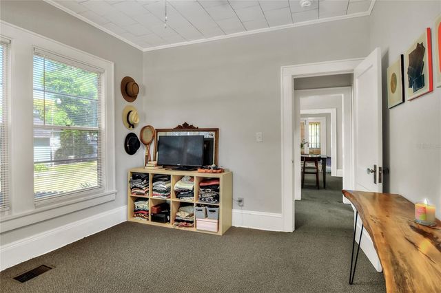 211 E PARK STREET, Lakeland, FL 33803