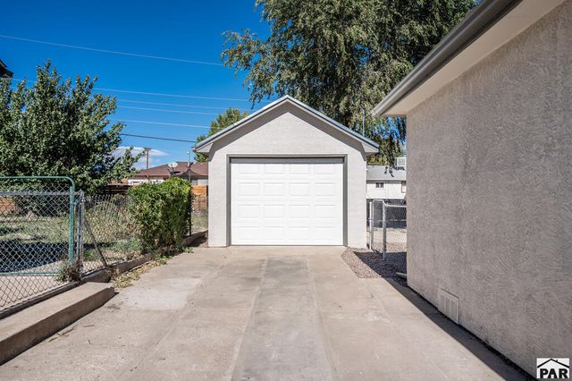 2701 Dahlia Lane, Pueblo, CO 81004