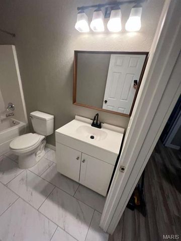 3836 Country Club Drive, Imperial, MO 63052