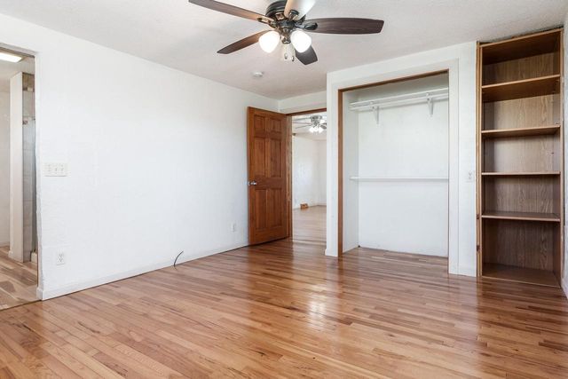 2425 S Oakhill Avenue, Janesville, WI 53546