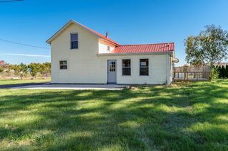 2425 S Oakhill Avenue, Janesville, WI 53546