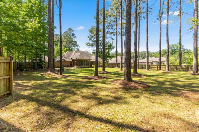 92 Creedmoor, Hattiesburg, MS 39402