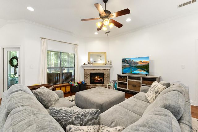 92 Creedmoor, Hattiesburg, MS 39402