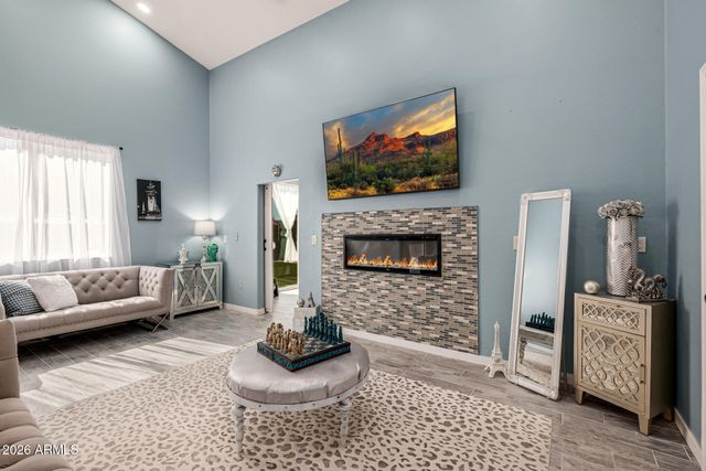 1809 E GWEN Street, Phoenix, AZ 85042