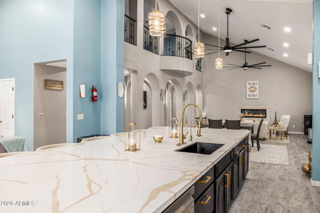 1809 E GWEN Street, Phoenix, AZ 85042