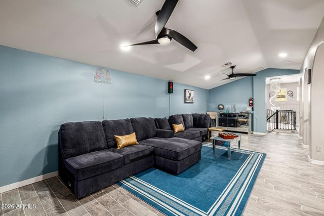 1809 E GWEN Street, Phoenix, AZ 85042