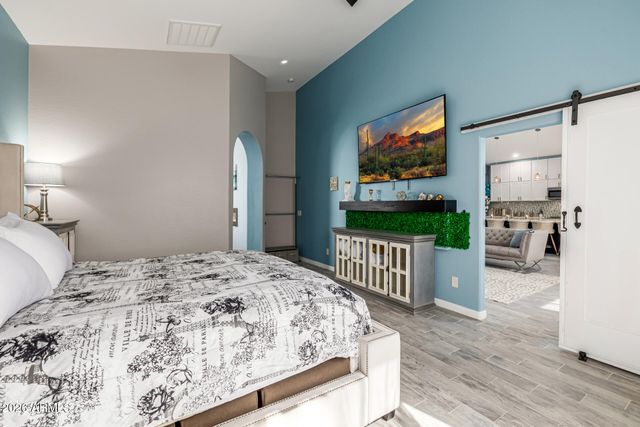 1809 E GWEN Street, Phoenix, AZ 85042