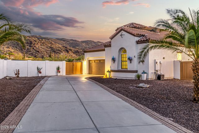 1809 E GWEN Street, Phoenix, AZ 85042