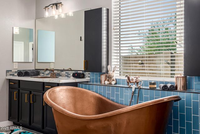 1809 E GWEN Street, Phoenix, AZ 85042