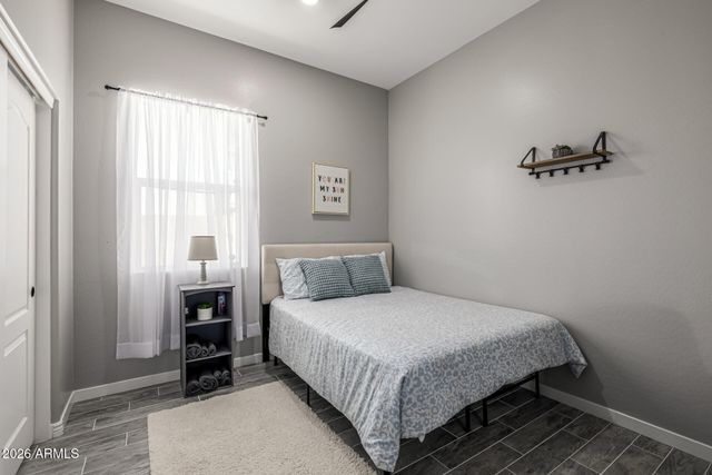 1809 E GWEN Street, Phoenix, AZ 85042