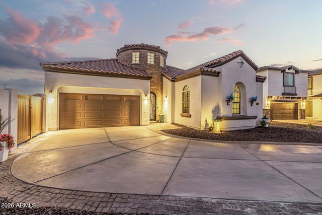 1809 E GWEN Street, Phoenix, AZ 85042