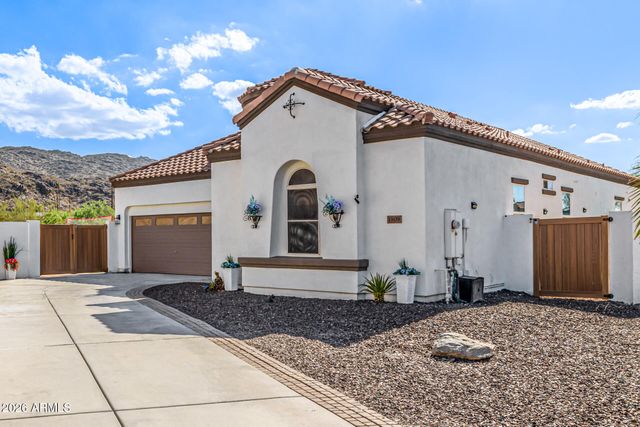 1809 E GWEN Street, Phoenix, AZ 85042