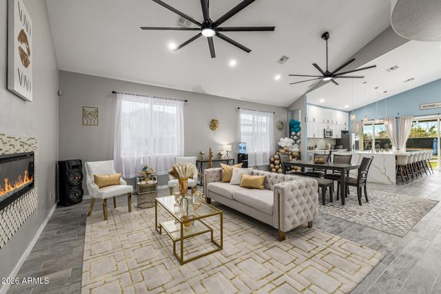 1809 E GWEN Street, Phoenix, AZ 85042