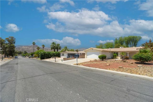 43401 Virginia, Palm Desert, CA 92211